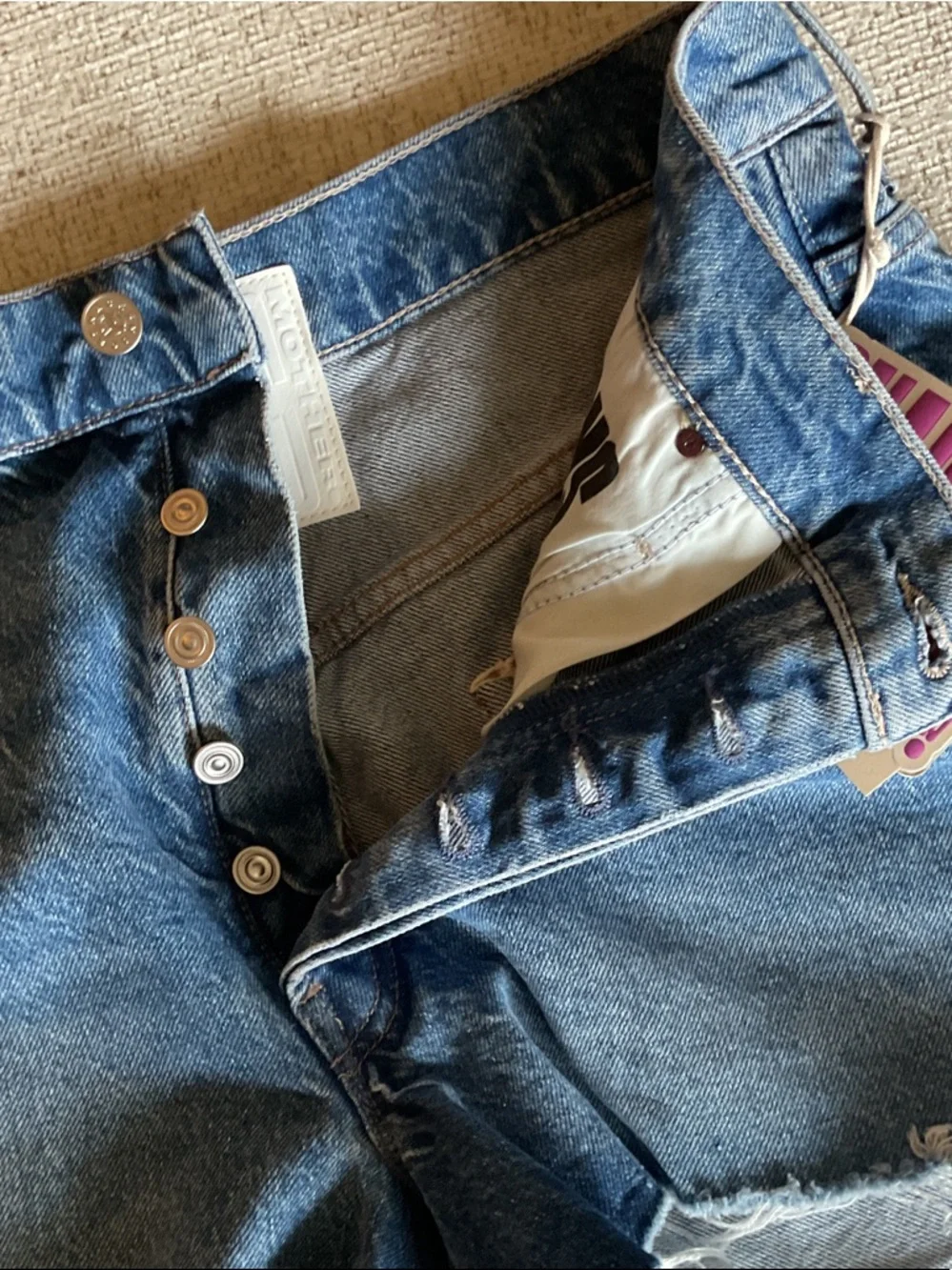 MOTHER  Snacks The Main Course Short Fray Chew Toy 30 NWT Style 4333-1321 - Picture 6 of 13